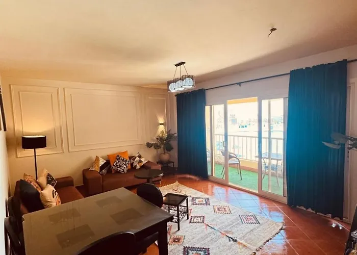 Porto Sokhna Pyramids Family Sav View Apartment *